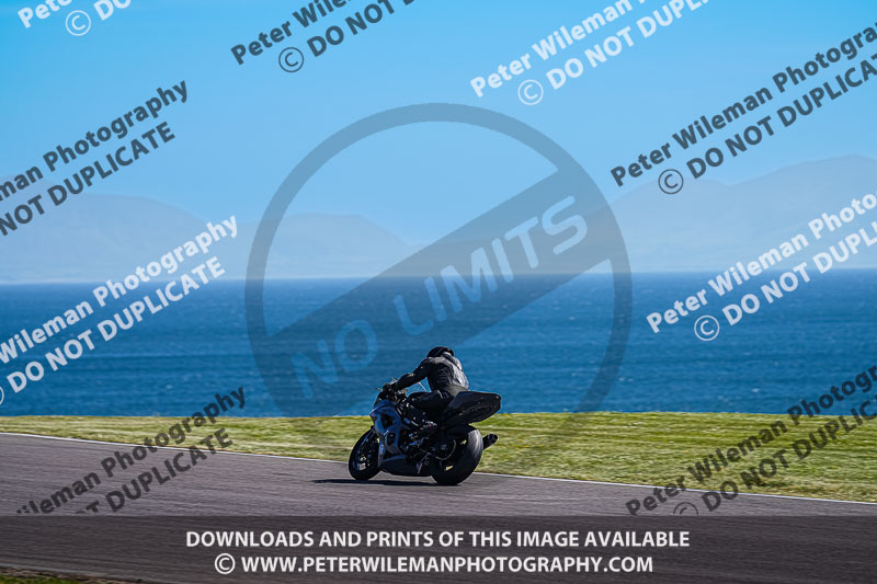 anglesey no limits trackday;anglesey photographs;anglesey trackday photographs;enduro digital images;event digital images;eventdigitalimages;no limits trackdays;peter wileman photography;racing digital images;trac mon;trackday digital images;trackday photos;ty croes